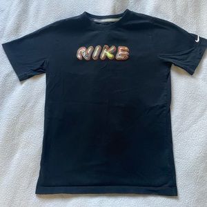 ✨NIKE TEE SHIRT✨